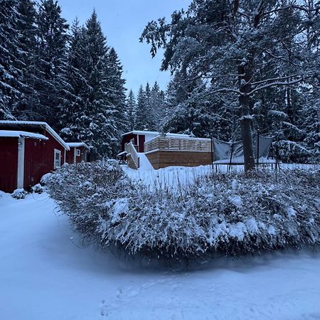Mysig Stuga I Naevesta Örebro Exteriör bild
