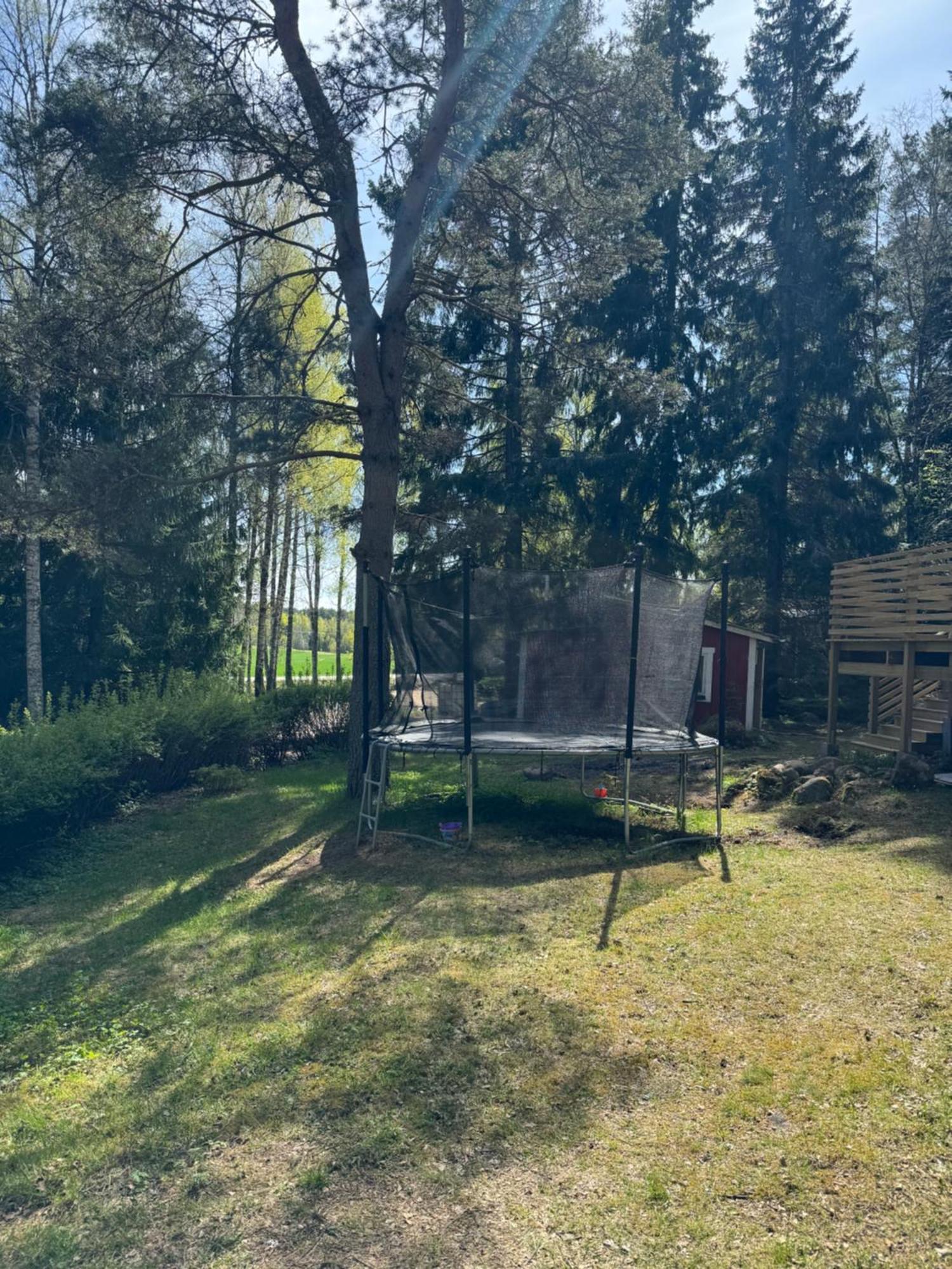 Mysig Stuga I Naevesta Örebro Exteriör bild
