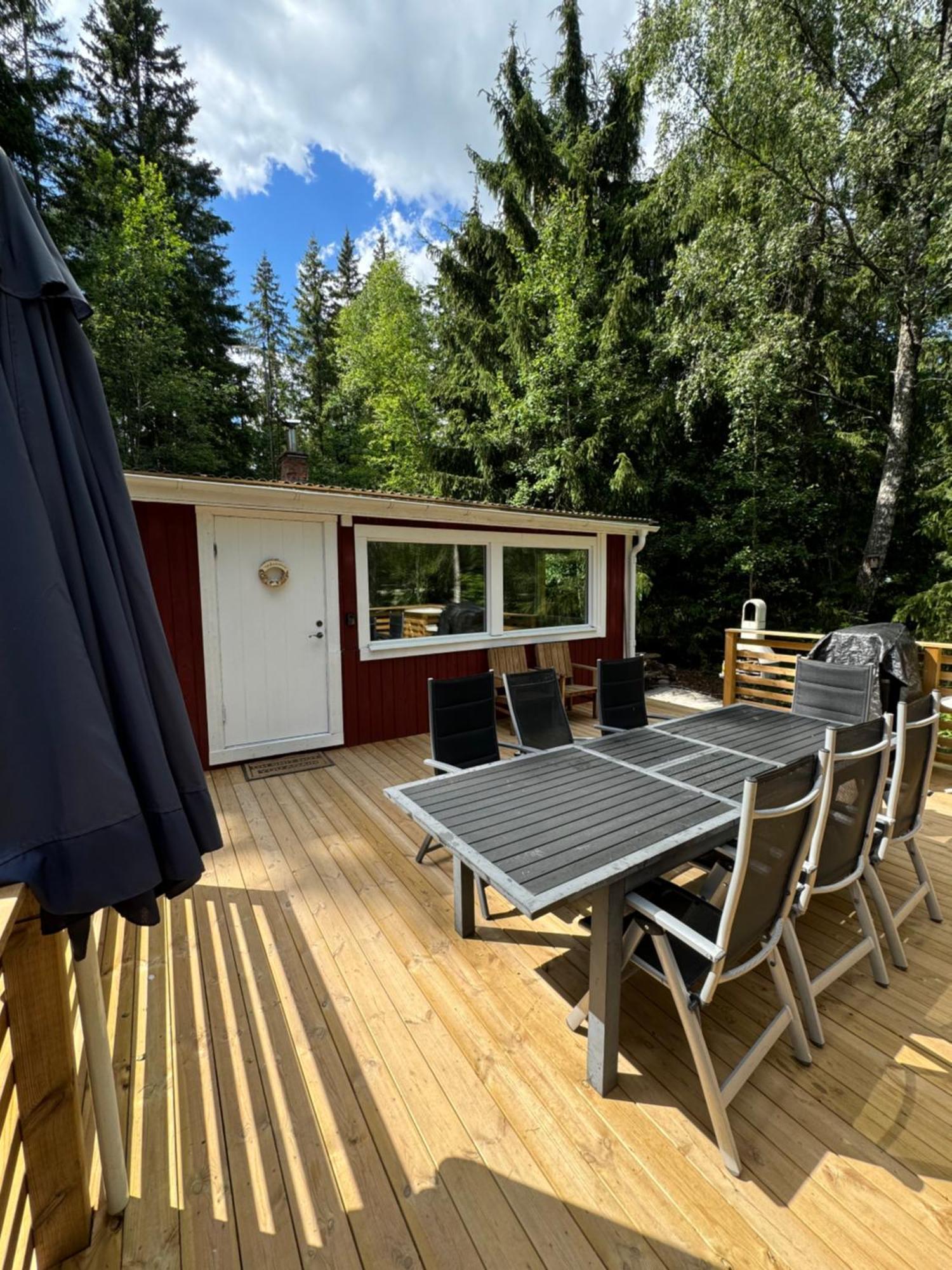 Mysig Stuga I Naevesta Örebro Exteriör bild