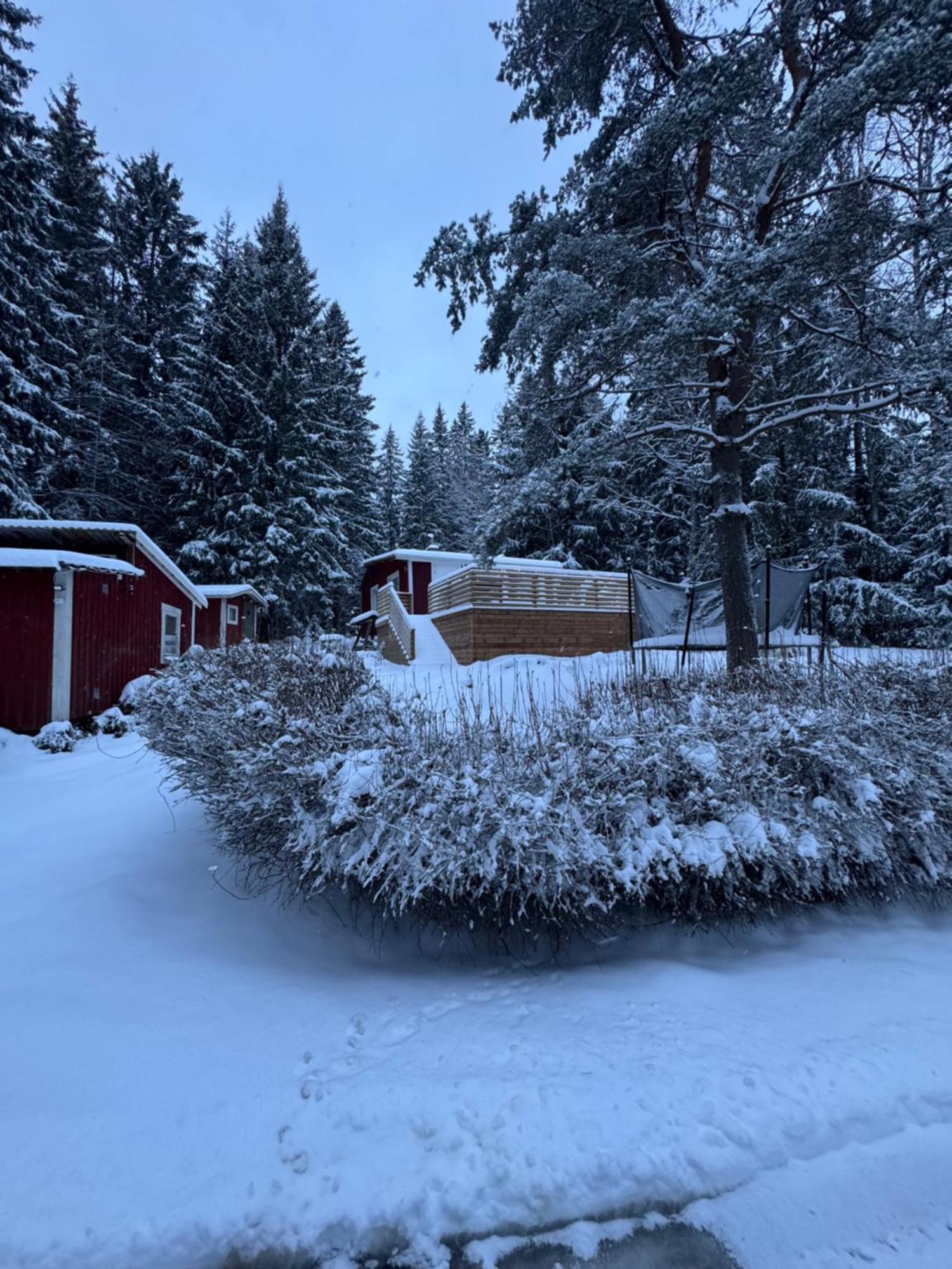 Mysig Stuga I Naevesta Örebro Exteriör bild